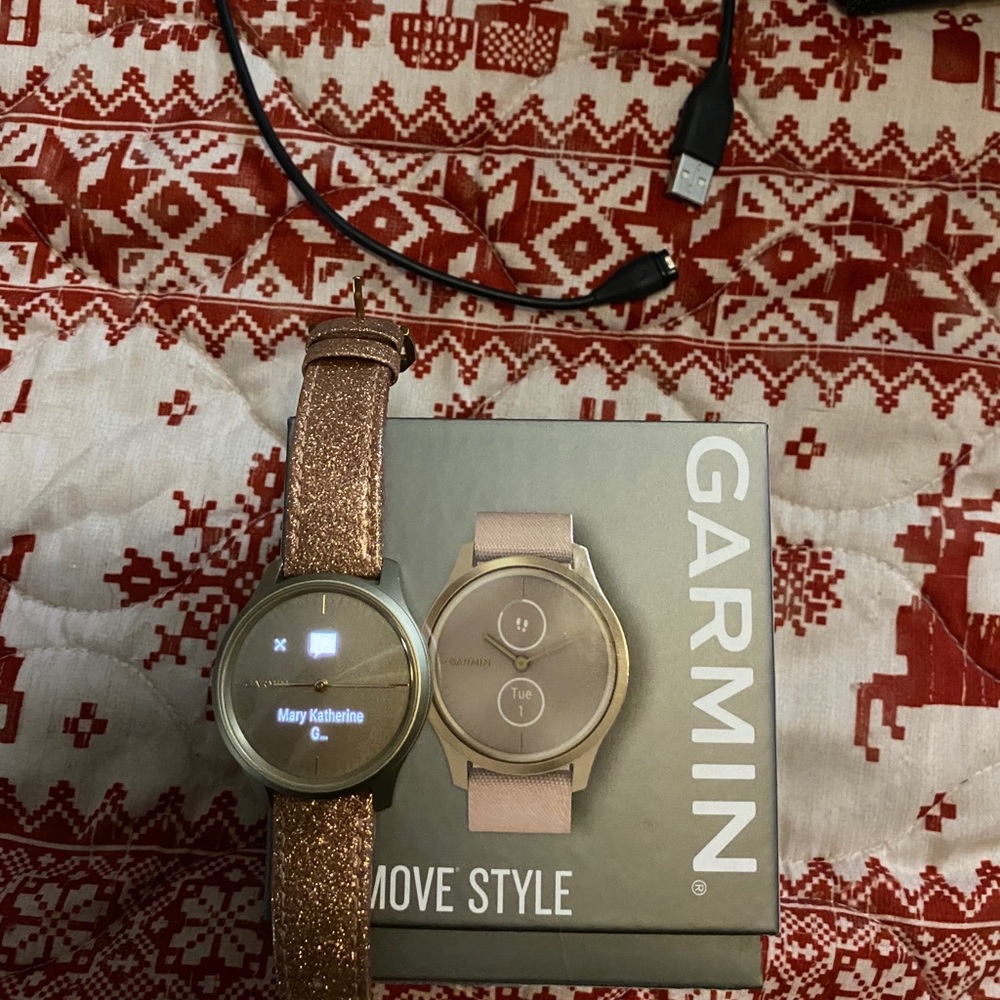 Garmin VivoMove Style Smart Watch